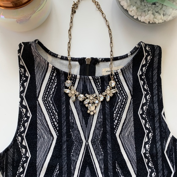 Silence + noise (Urban Outfitters) tribal top - Picture 10 of 10